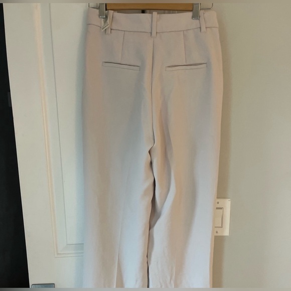 Aritzia effortless pants size 4 Regular Length - Picture 7 of 11